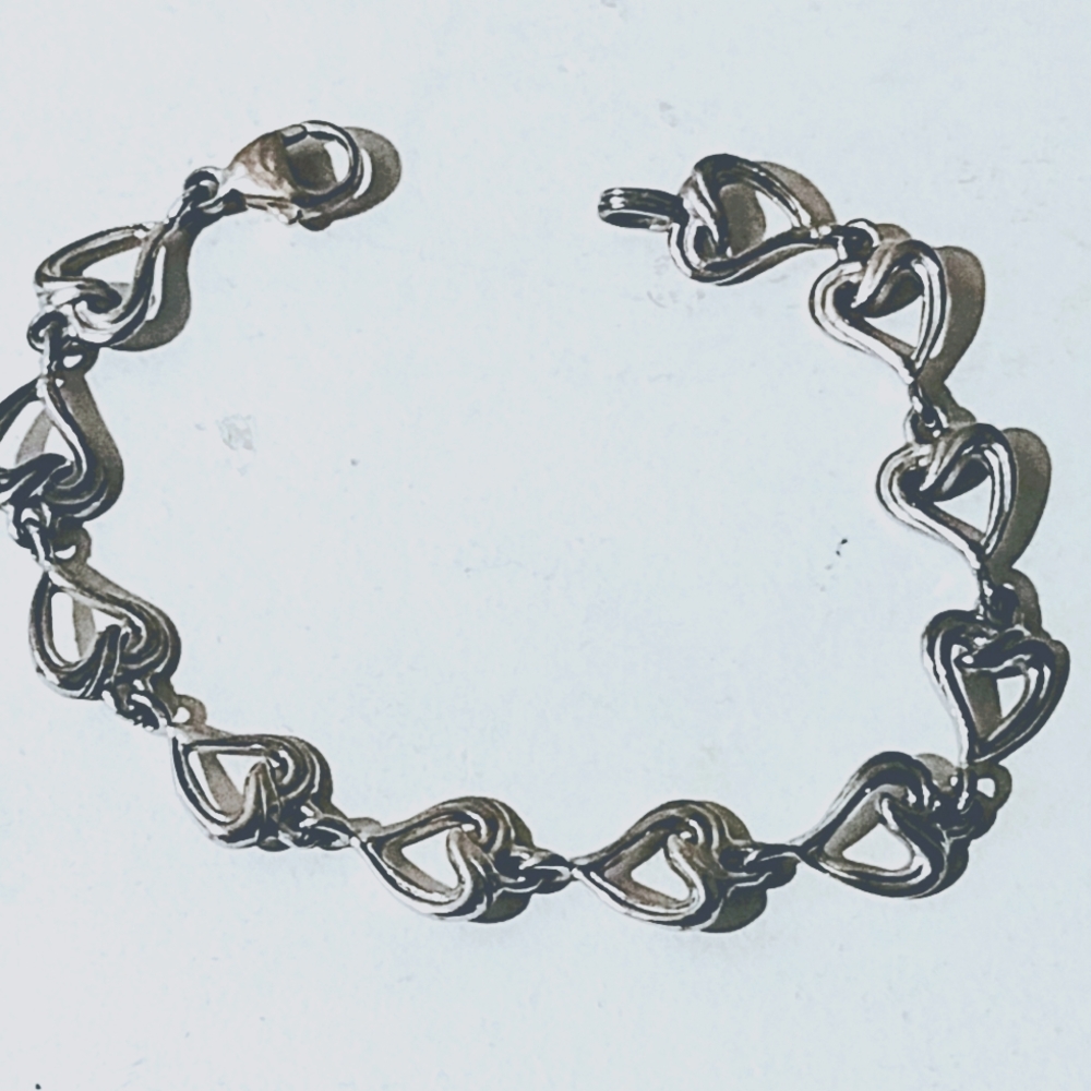 Sterling silver heart bracelet